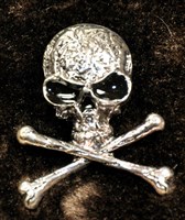 Brosche Totenkopf silber 