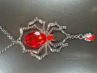 Necklace spider with stones