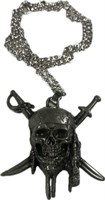 Ketting piratenkop/zwaarden zilver