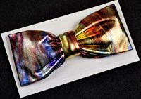 Bow tie Wave