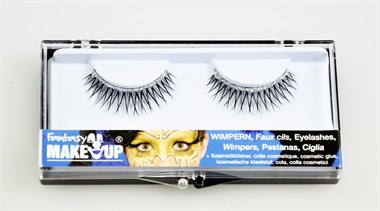 Eyelashes black with brilliants