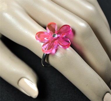 Ring bloem roze