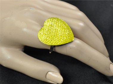 Ring heart yellow big