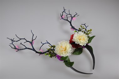 Diadeem takken en bloemen