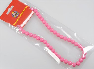 Pink pearl necklace