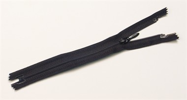 Zipper black 20cm