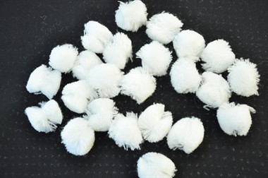 Pompons wit  25mm 10st.