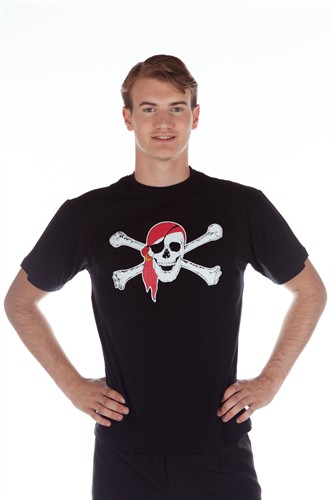 t-shirt pirate